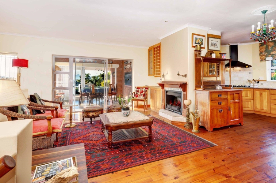 4 Bedroom Property for Sale in Van Riebeeckshof Western Cape